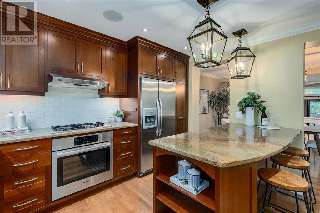 Single Family House for Sale in    Avenue SW Lakeview Calgary 