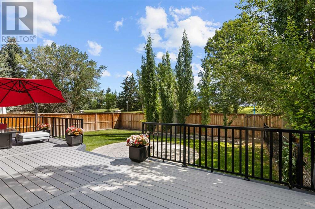 Single Family House for Sale in  Signal Ridge Place SW Signal Hill Calgary 
