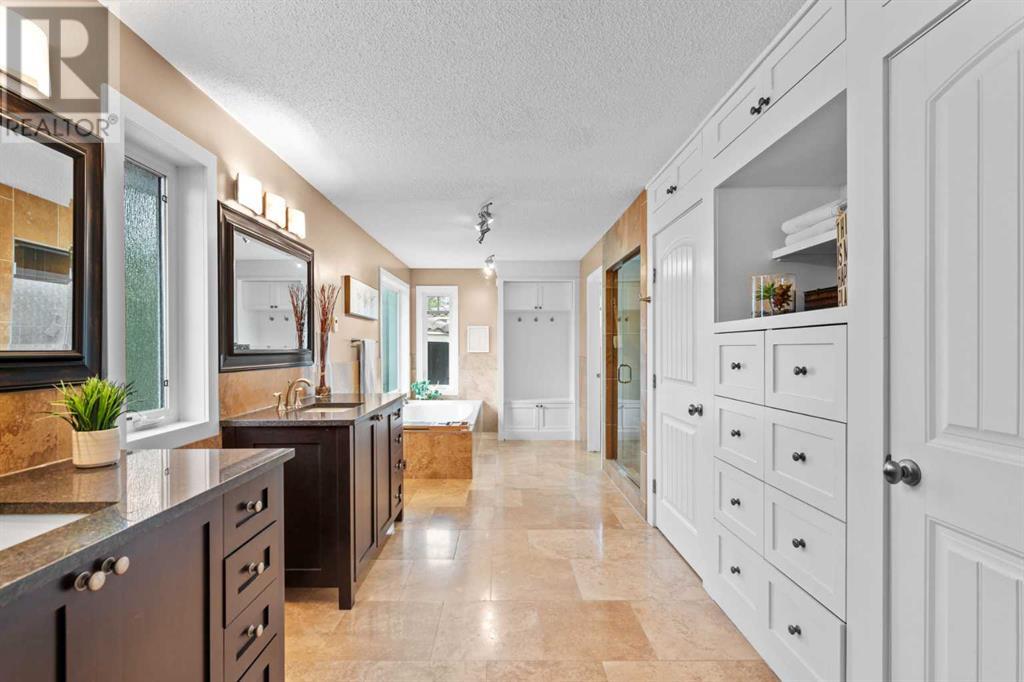 Single Family House for Sale in  Signal Ridge Place SW Signal Hill Calgary 