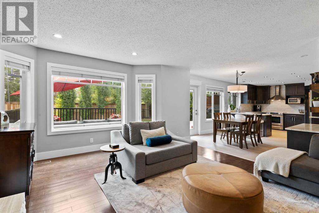 Single Family House for Sale in  Signal Ridge Place SW Signal Hill Calgary 