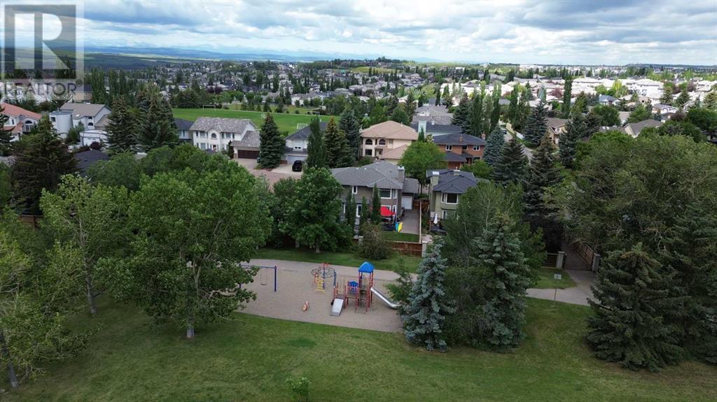 Single Family House for Sale in  Signal Ridge Place SW Signal Hill Calgary 