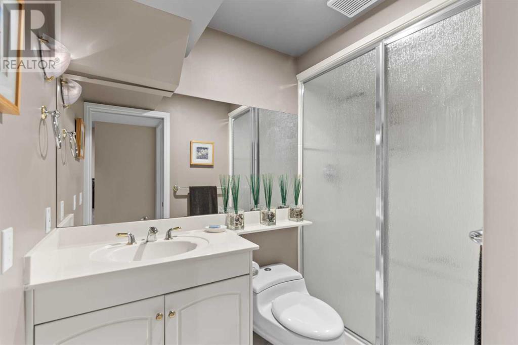 Single Family House for Sale in  Signal Ridge Place SW Signal Hill Calgary 