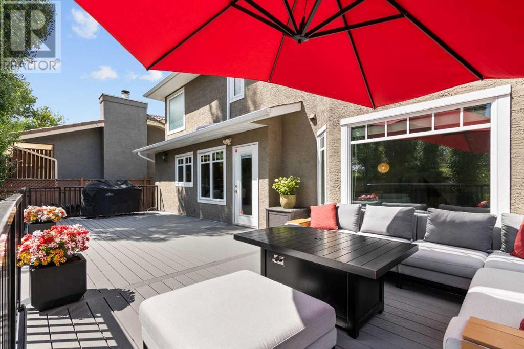 Single Family House for Sale in  Signal Ridge Place SW Signal Hill Calgary 