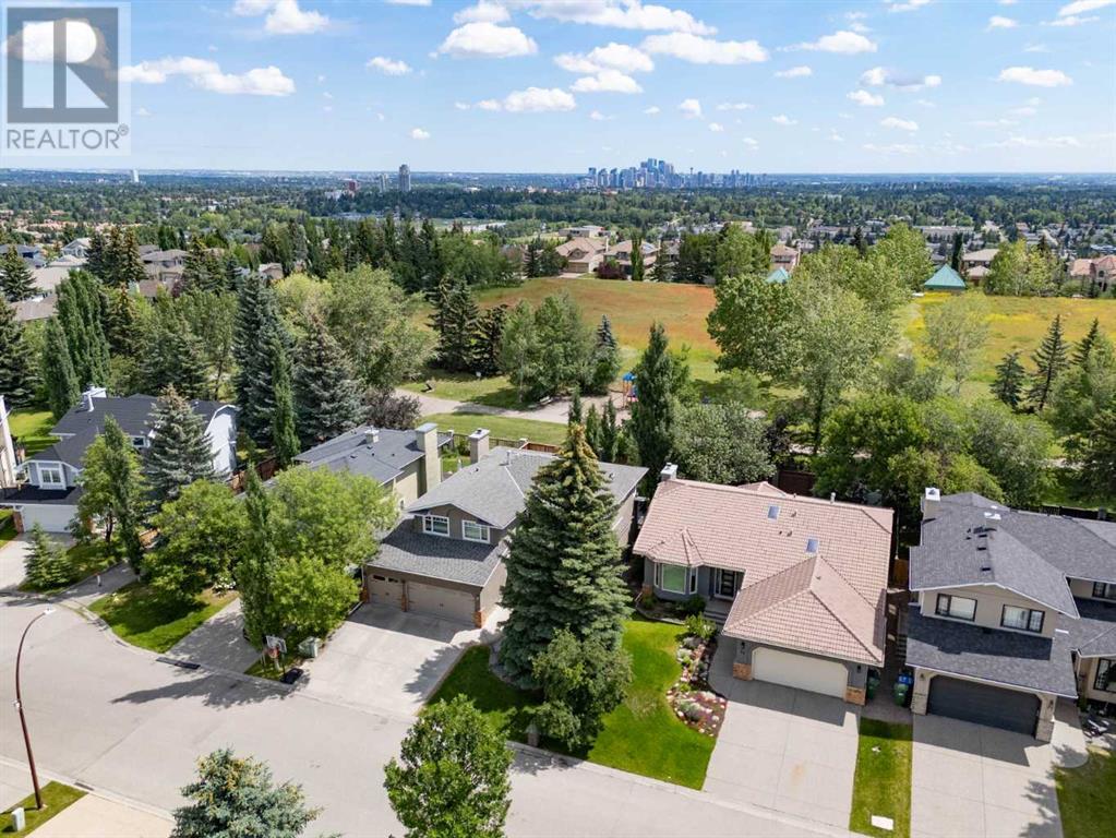 Single Family House for Sale in  Signal Ridge Place SW Signal Hill Calgary 