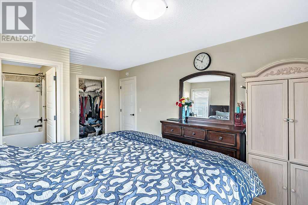 Single Family House for Sale in  Savanna Walk NE Saddle Ridge Calgary 