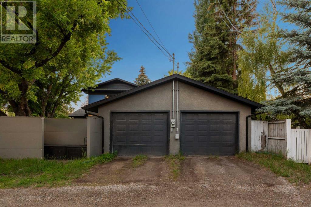 Single Family House for Sale in   Street SW Chinook Park Calgary 