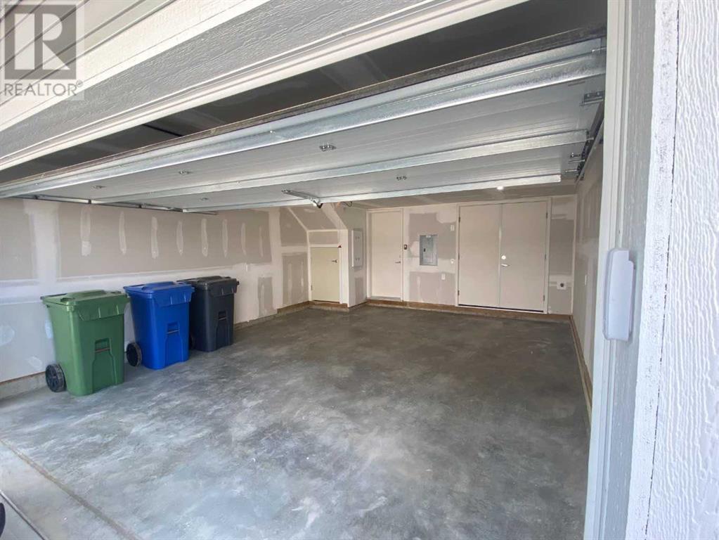 Single Family House for Sale in   Belmont Drive Belmont Calgary 
