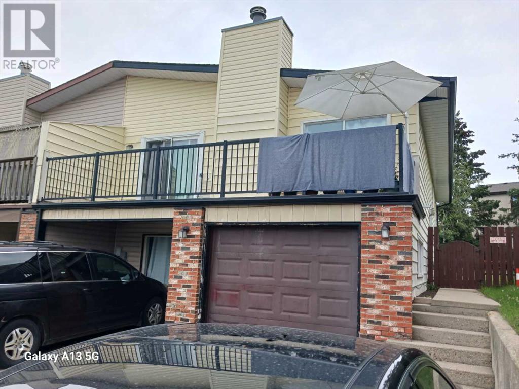 Single Family House Bungalow for Sale in  Gordon Street Glendale Red Deer 