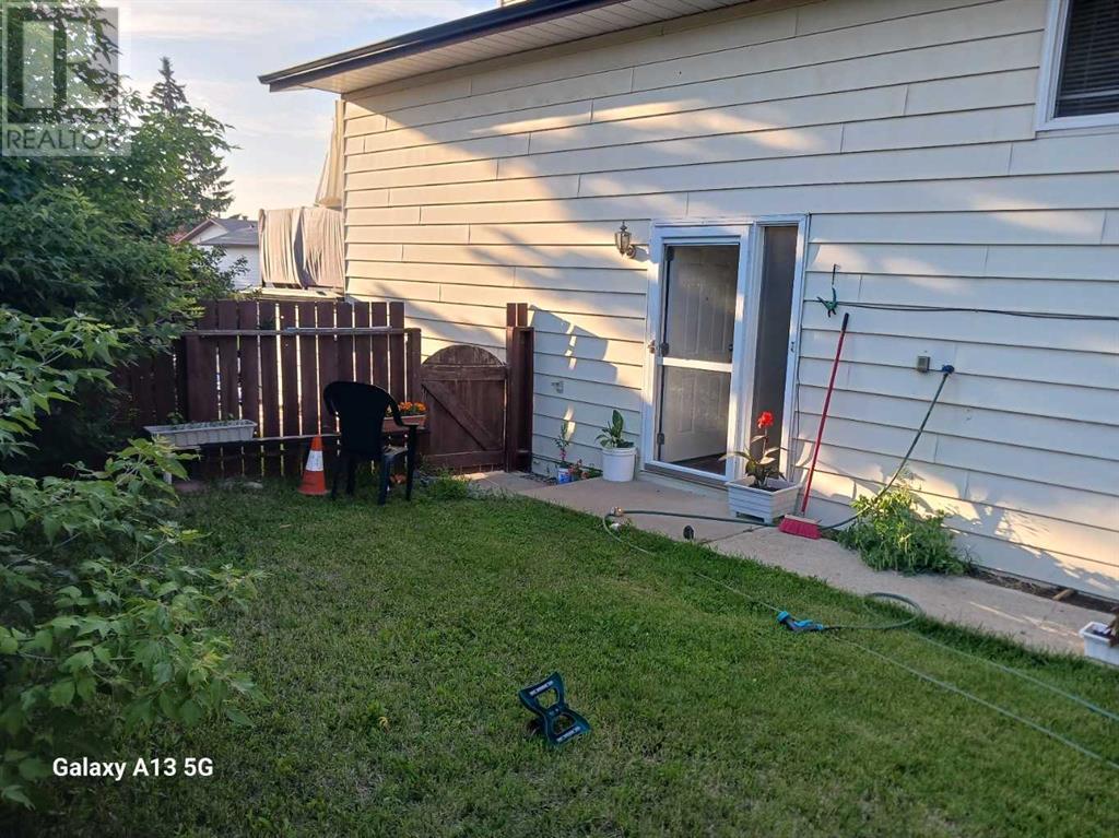 Single Family House Bungalow for Sale in  Gordon Street Glendale Red Deer 