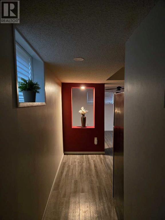 Single Family House Bi-level for Sale in   Avenue NW Bowness Calgary 
