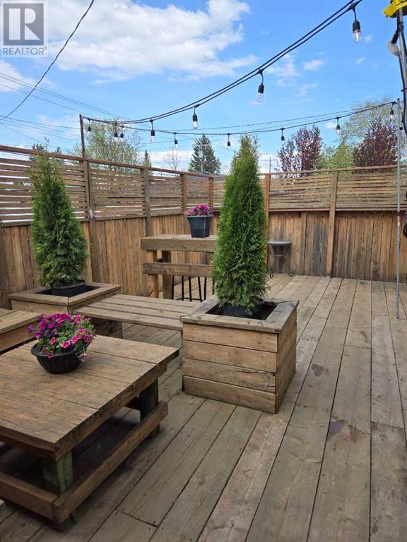 Single Family House Bi-level for Sale in   Avenue NW Bowness Calgary 