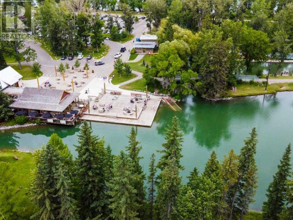 Single Family House Bi-level for Sale in   Avenue NW Bowness Calgary 