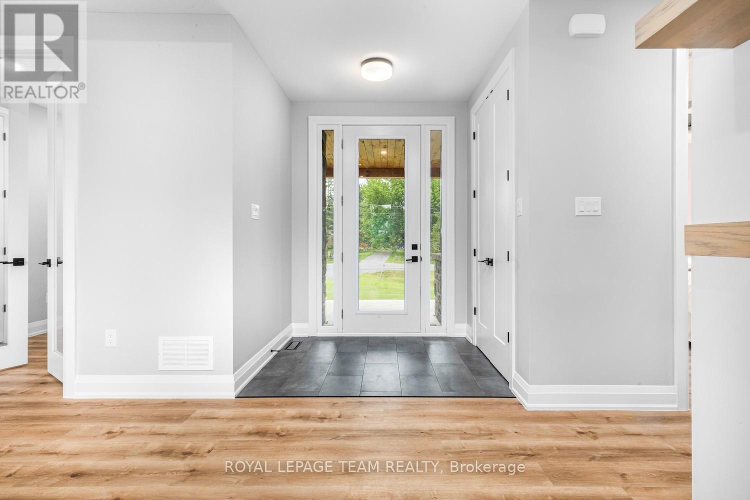 Photo 6 of 3783 Woodkilton Road, Ottawa ON