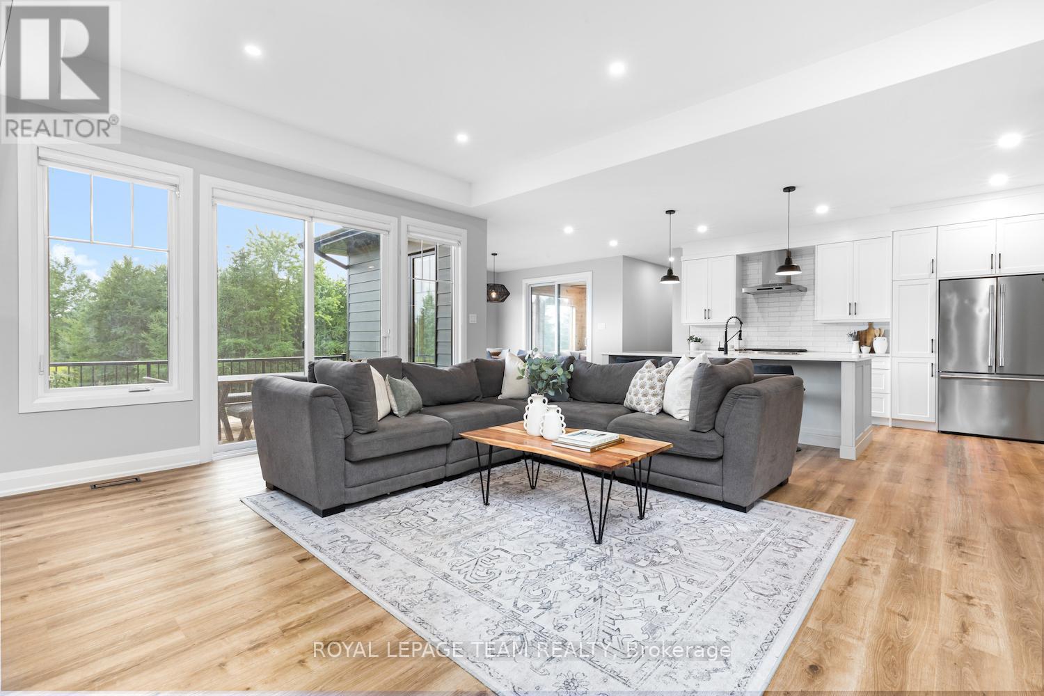 Photo 8 of 3783 Woodkilton Road, Ottawa ON