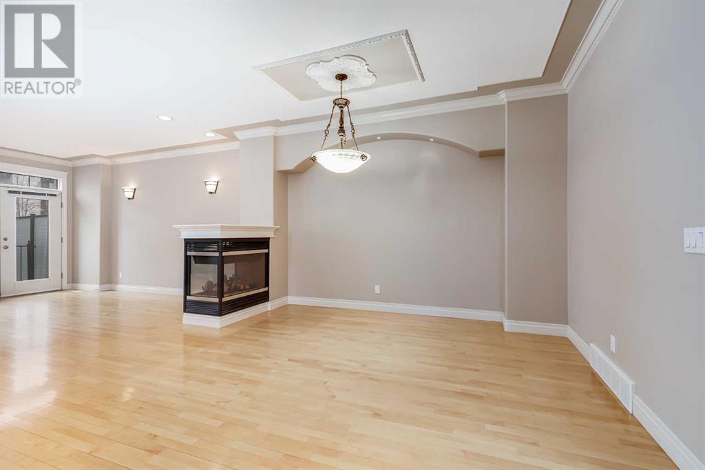 Single Family House for Sale in   Avenue SW South Calgary Calgary 