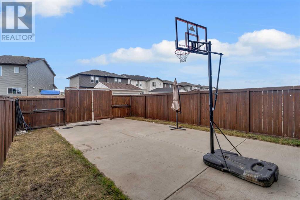 Single Family House for Sale in  savanna Boulevard NE Saddle Ridge Calgary 