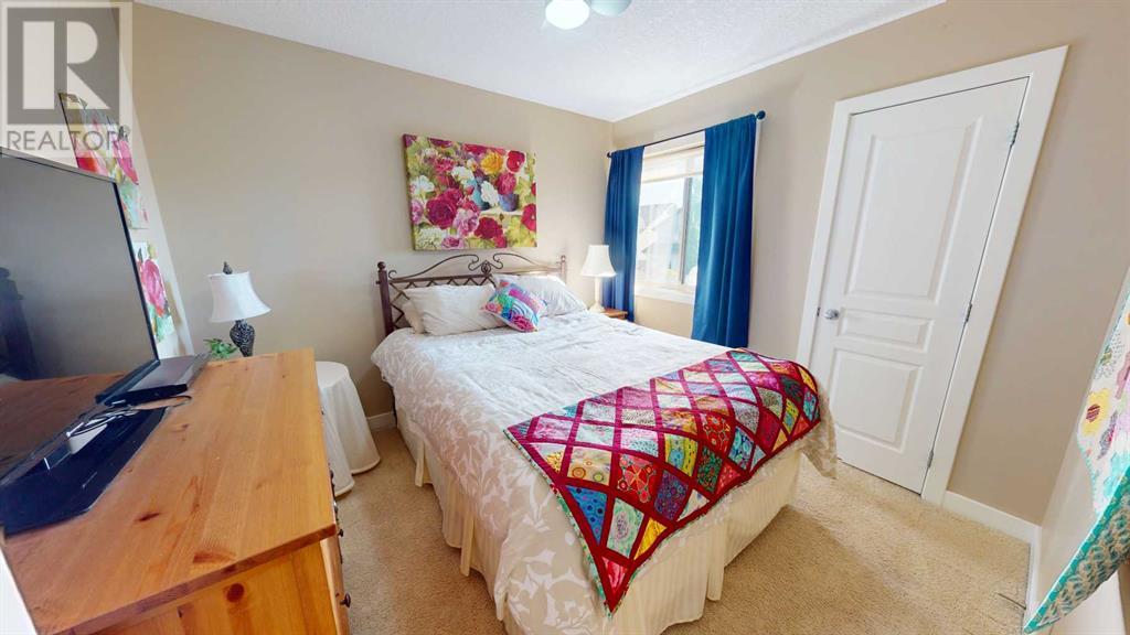 Single Family House for Sale in  Chaparral Valley Drive SE Chaparral Calgary 