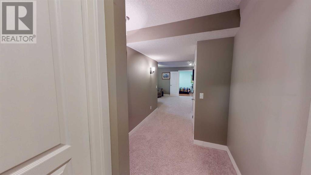 Single Family House for Sale in  Chaparral Valley Drive SE Chaparral Calgary 