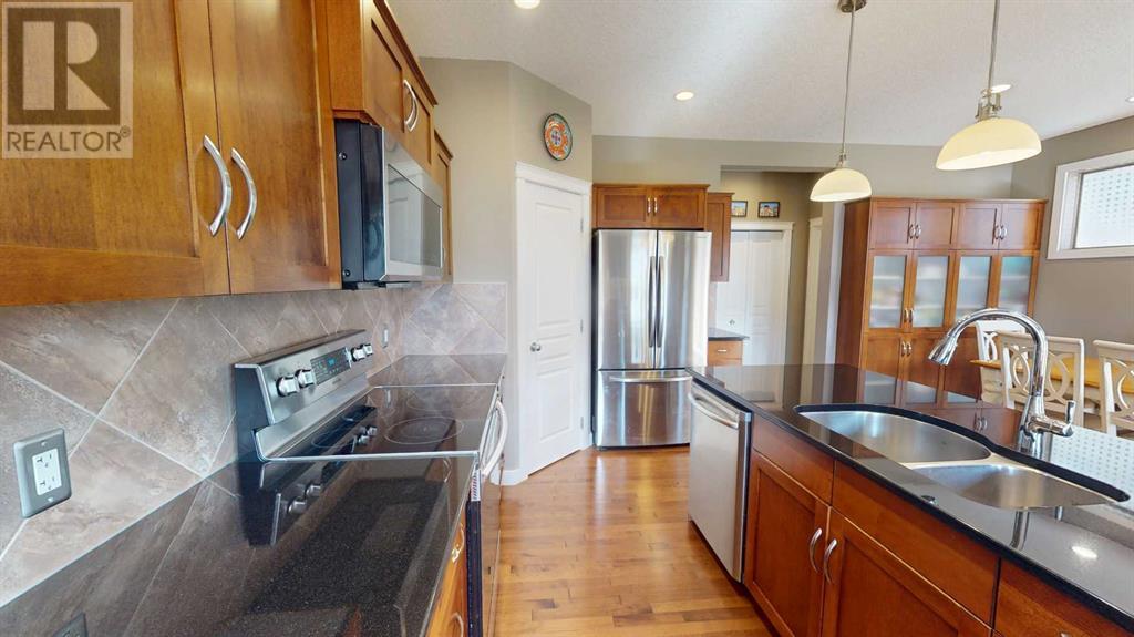 Single Family House for Sale in  Chaparral Valley Drive SE Chaparral Calgary 
