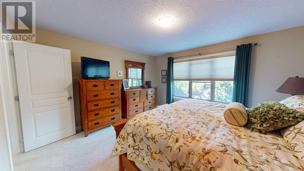 Single Family House for Sale in  Chaparral Valley Drive SE Chaparral Calgary 