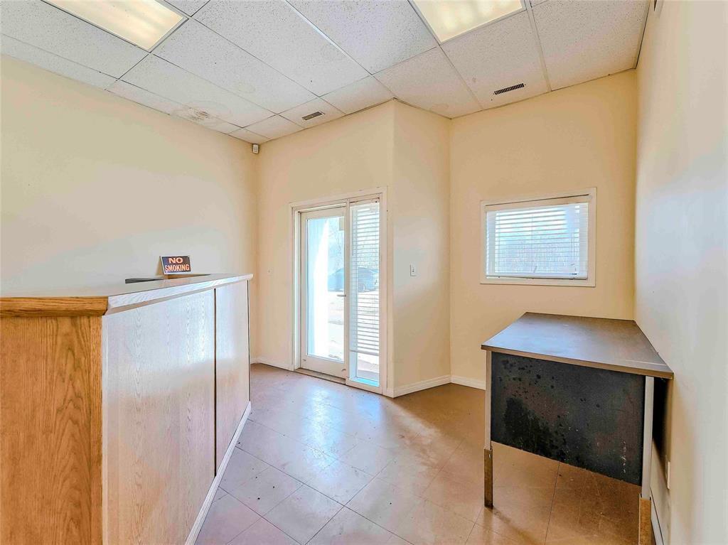 Photo 1 of 8136 89 N Road, Gunton MB