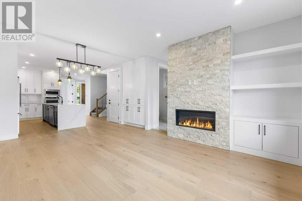 Single Family House for Sale in  th Avenue NW Capitol Hill Calgary 