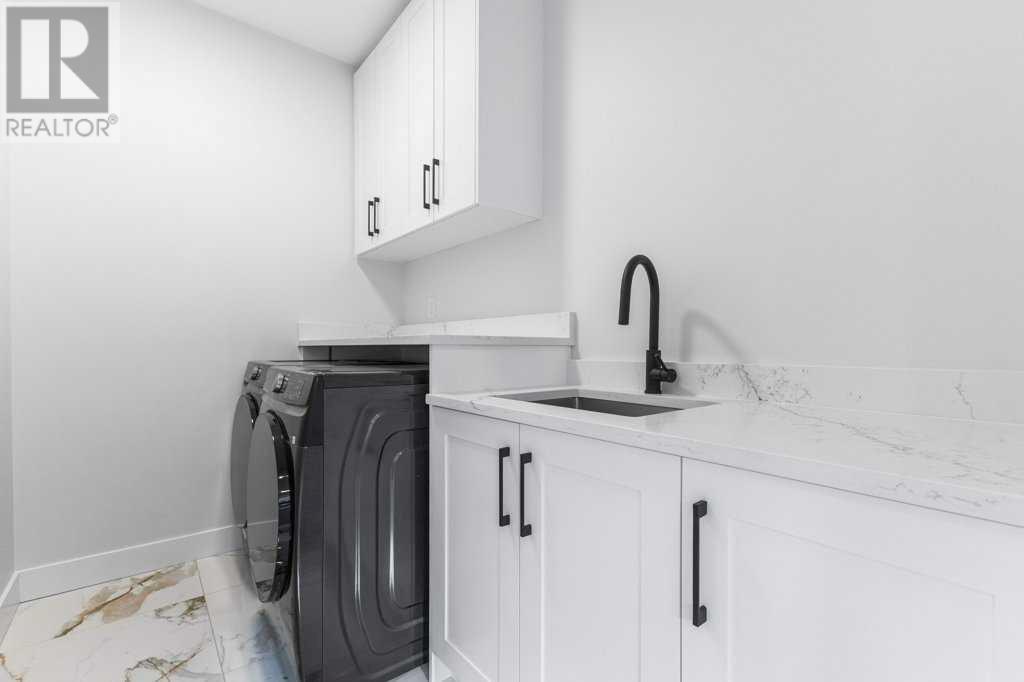 Single Family House for Sale in  th Avenue NW Capitol Hill Calgary 