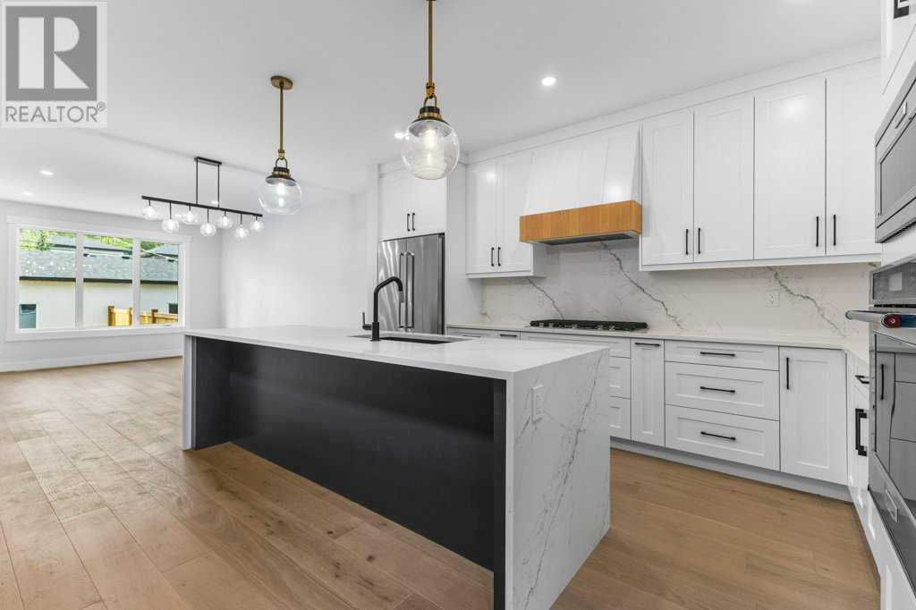 Single Family House for Sale in  th Avenue NW Capitol Hill Calgary 