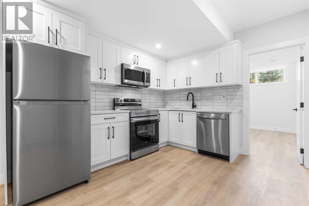 Multi-family House for Sale in  &   Avenue NW Capitol Hill Calgary 