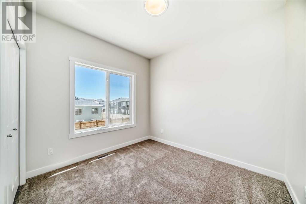 Single Family House 3 Level for Sale in  Homestead Circle NE Homestead Calgary 