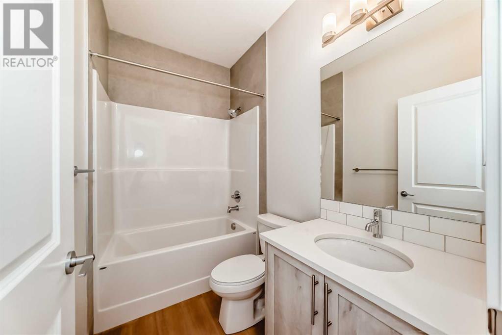 Single Family House 3 Level for Sale in  Homestead Circle NE Homestead Calgary 