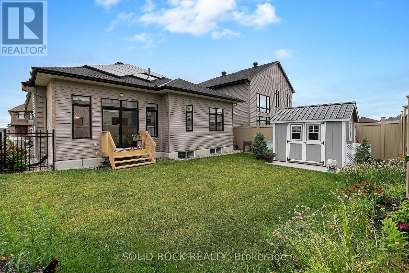 Photo 46 of 135 Pathfinder Way, Ottawa ON