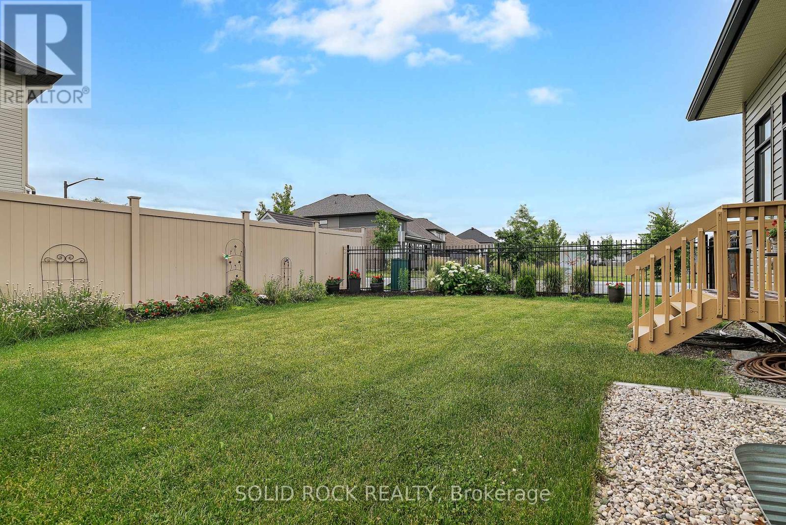 Photo 47 of 135 Pathfinder Way, Ottawa ON