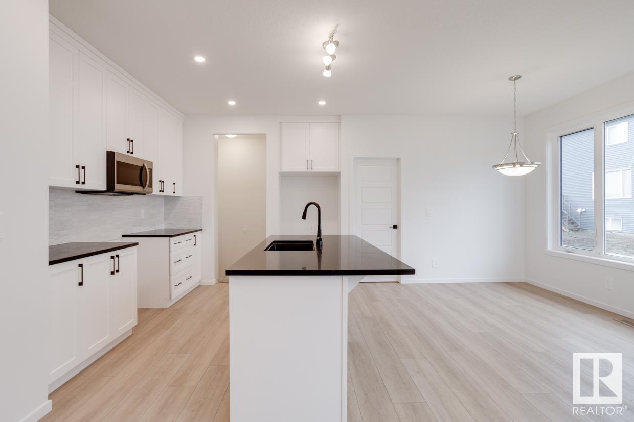 Photo 16 of 1038 Wolf Willow Wy, Sherwood Park AB