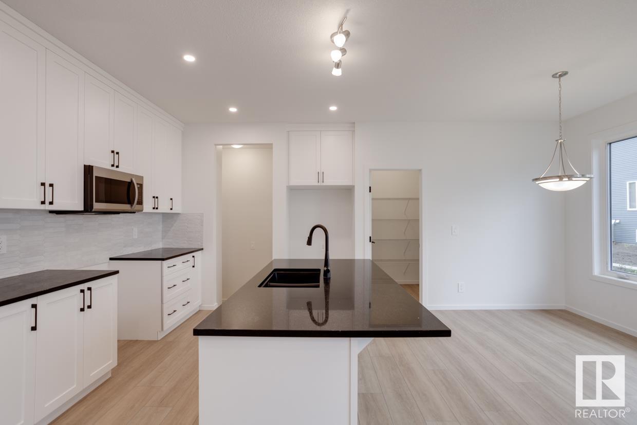 Photo 43 of 1038 Wolf Willow Wy, Sherwood Park AB