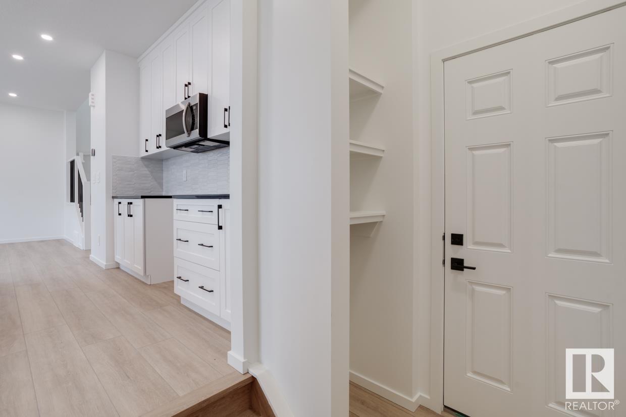 Photo 31 of 1038 Wolf Willow Wy, Sherwood Park AB