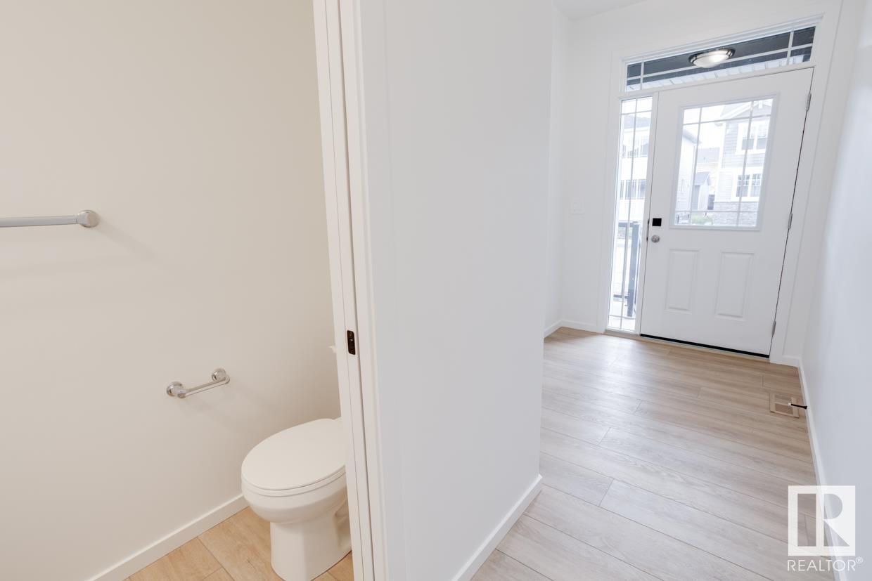 Photo 4 of 1038 Wolf Willow Wy, Sherwood Park AB