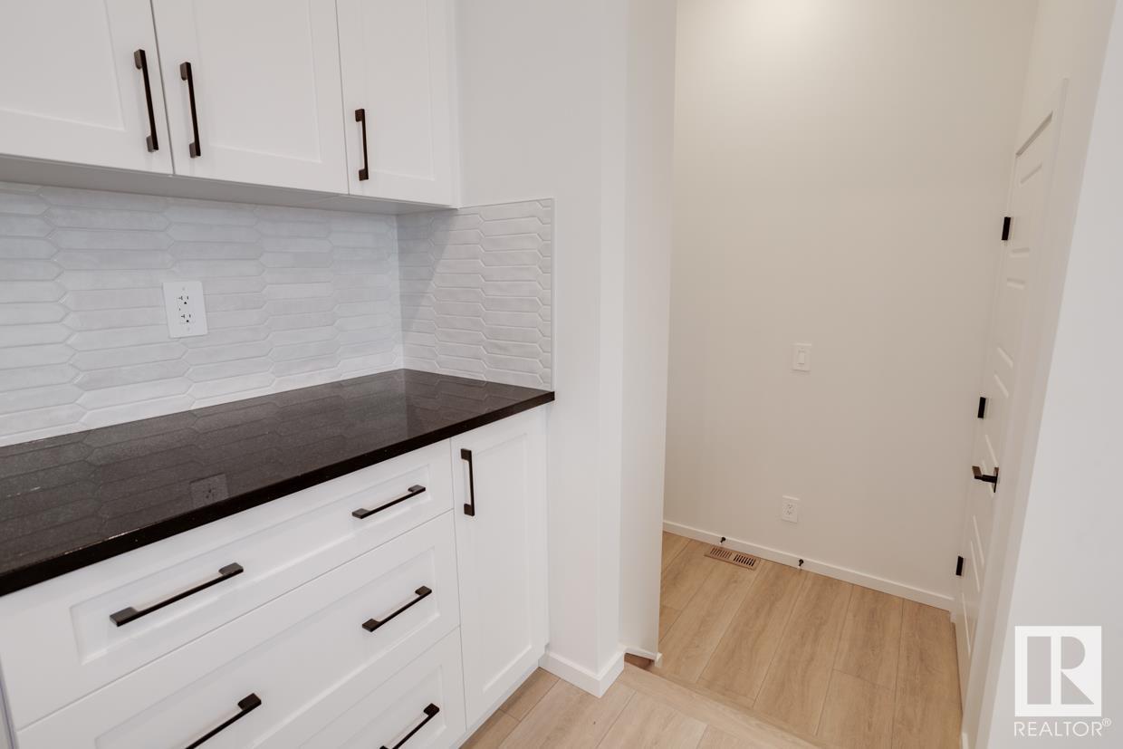 Photo 46 of 1038 Wolf Willow Wy, Sherwood Park AB