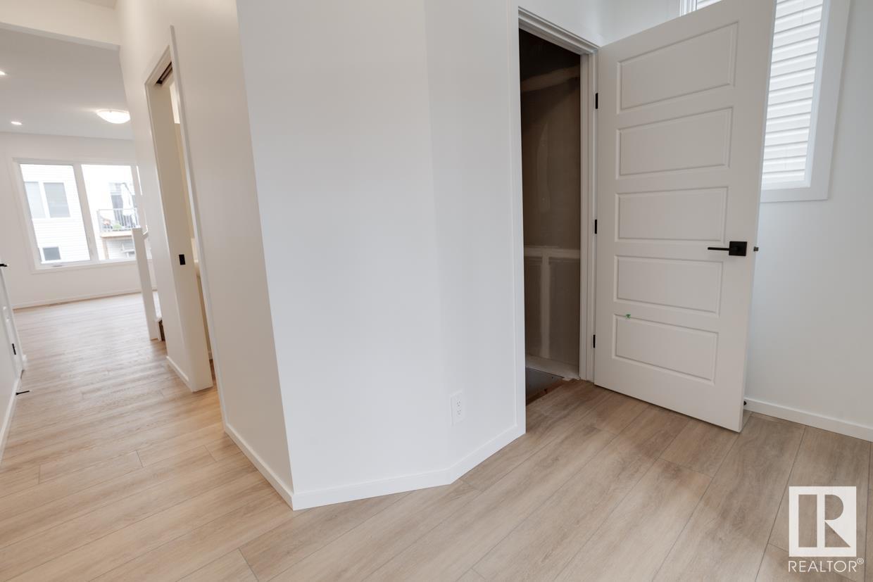 Photo 25 of 1038 Wolf Willow Wy, Sherwood Park AB