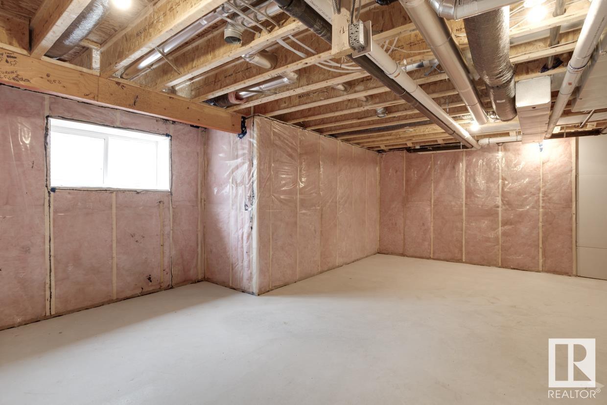 Photo 11 of 1038 Wolf Willow Wy, Sherwood Park AB