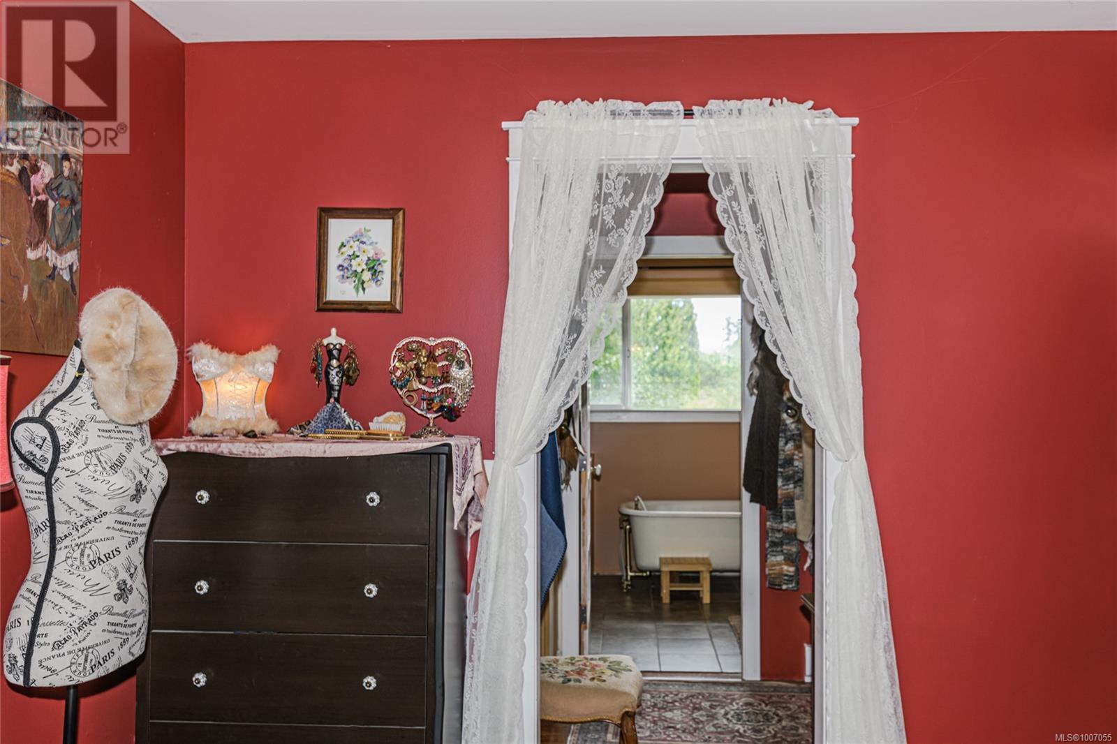  231 Kanaka Road, Salt Spring