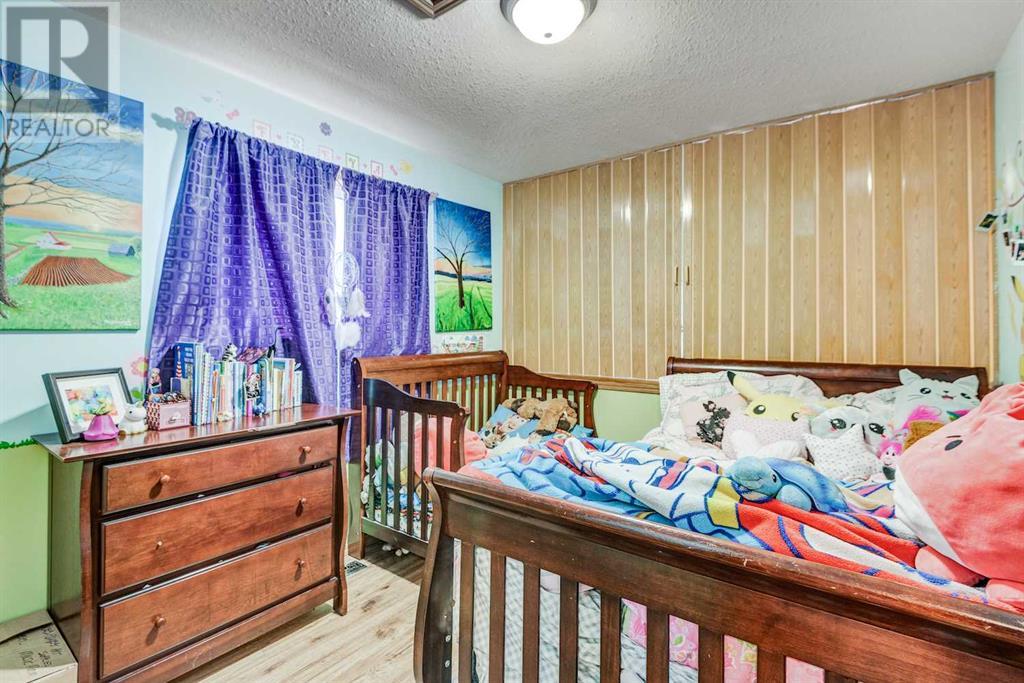 Single Family House 3 Level for Sale in  Coventry Road NE Coventry Hills Calgary 