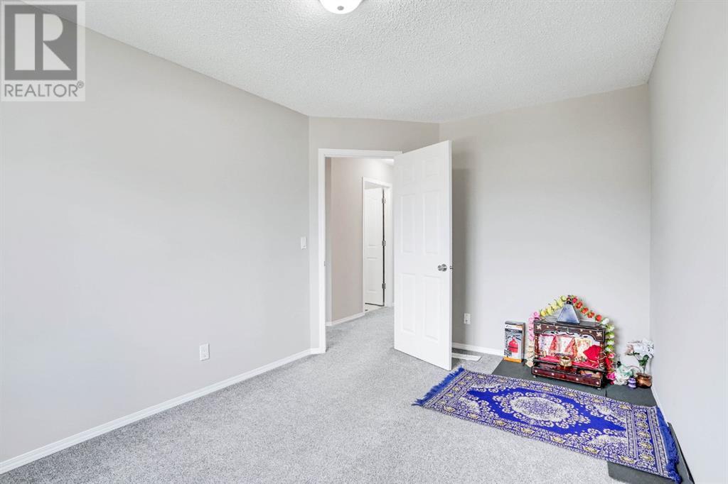 Single Family House for Sale in  Taravista Street NE Taradale Calgary 