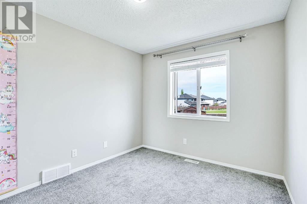 Single Family House for Sale in  Taravista Street NE Taradale Calgary 
