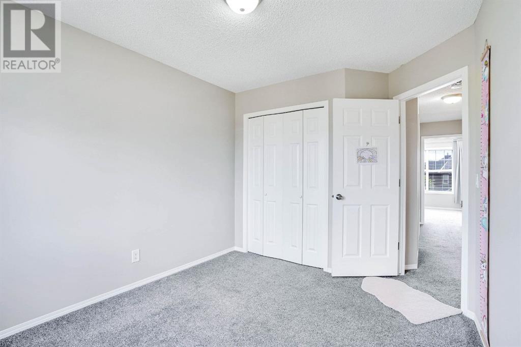 Single Family House for Sale in  Taravista Street NE Taradale Calgary 