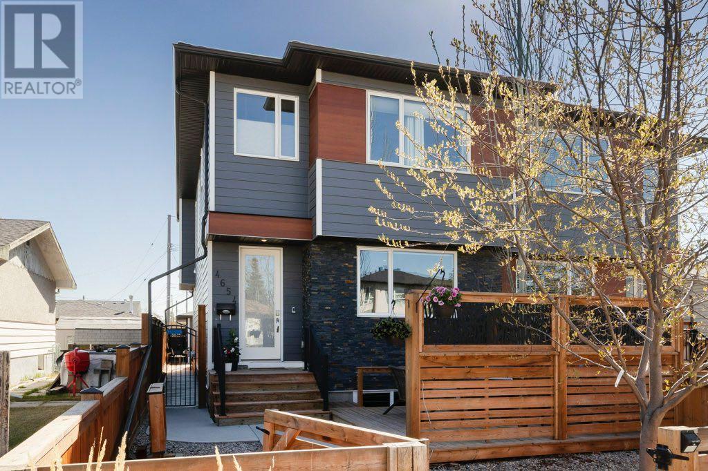 4654 84 Street NW, Calgary, Alberta