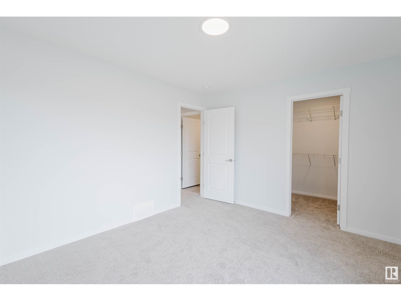 Photo 24 of 1026 Hearthstone Bv, Sherwood Park AB