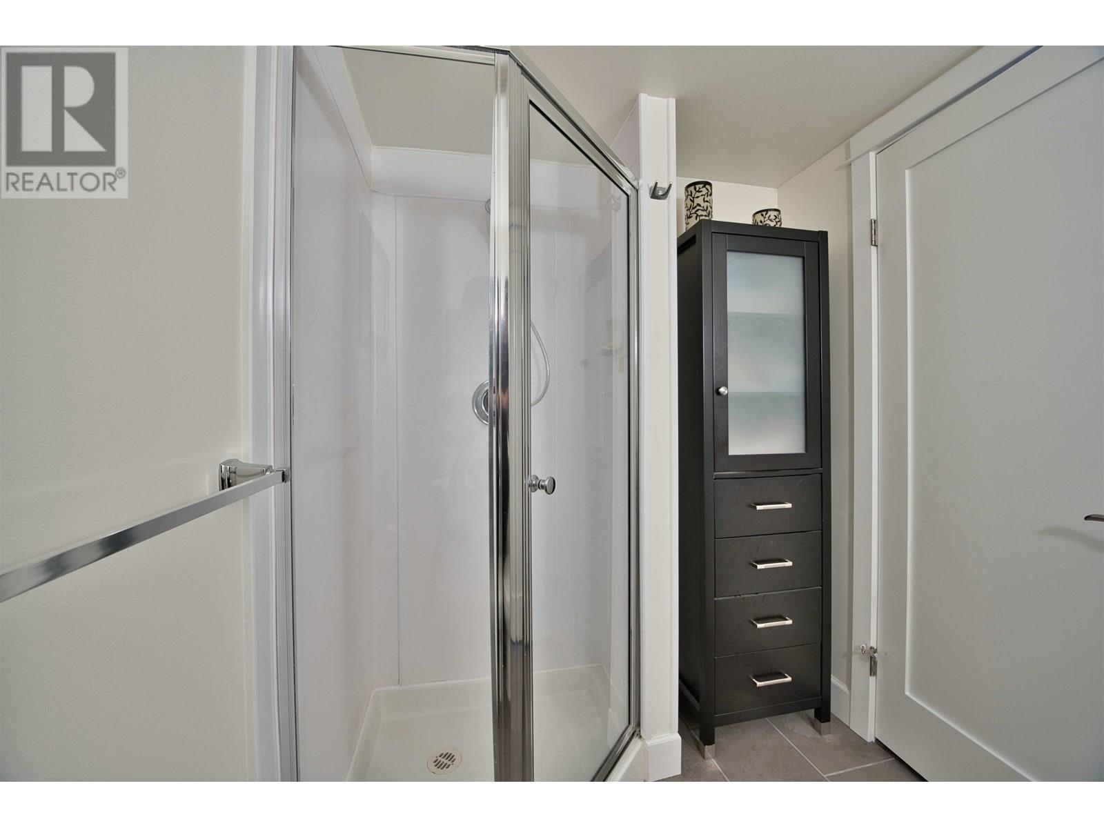 Photo 10 of 1704 738 Farrow Street, Coquitlam BC