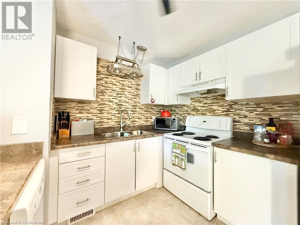 Photo 15 of 1220 Thorpe Road Unit 214, Burlington ON