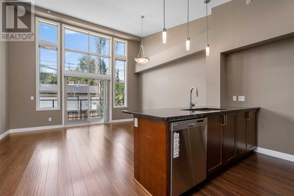 Single Family House for Sale in    Street NE Highland Park Calgary 